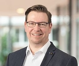 Dr. Carsten Giehoff